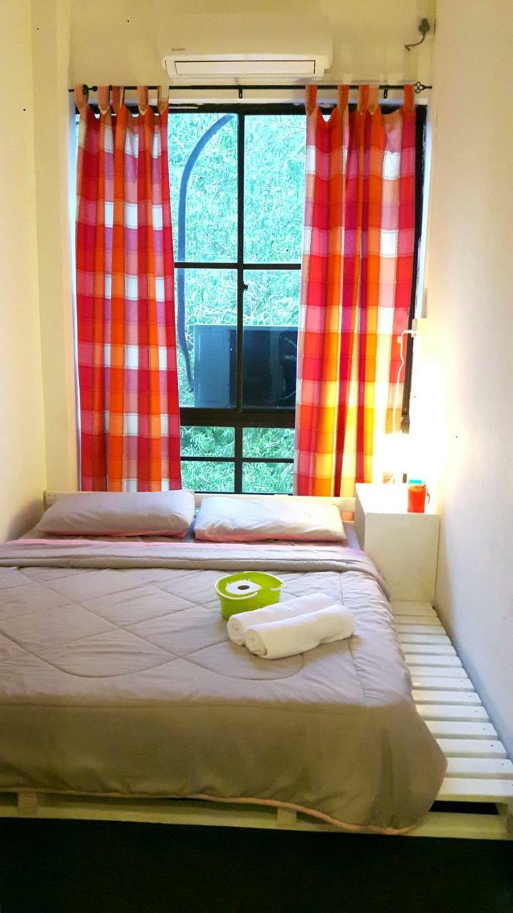 Ez Lodgings Kampong Gadong Buitenkant foto