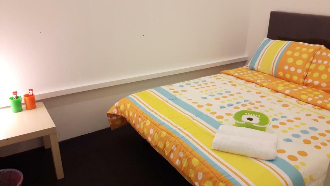 Ez Lodgings Kampong Gadong Buitenkant foto